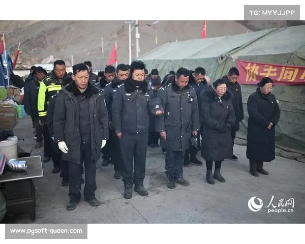 皇马赛前默哀仪式，悼念俱乐部前主席